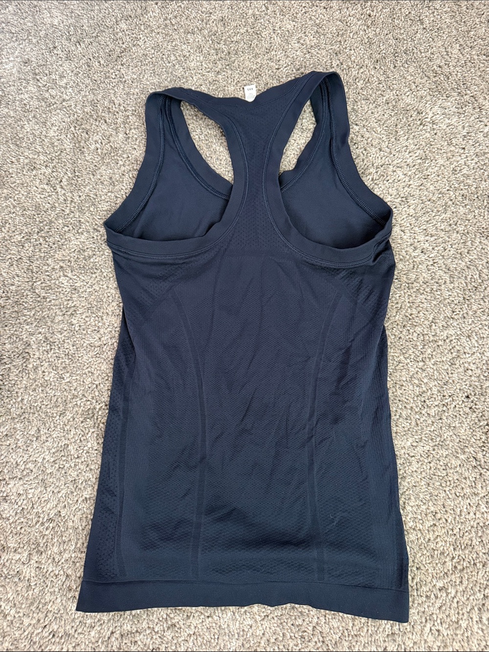 Athleta Navy Momentum Compression Tank, like new! XXS- runs big - - Picture 4 of 6